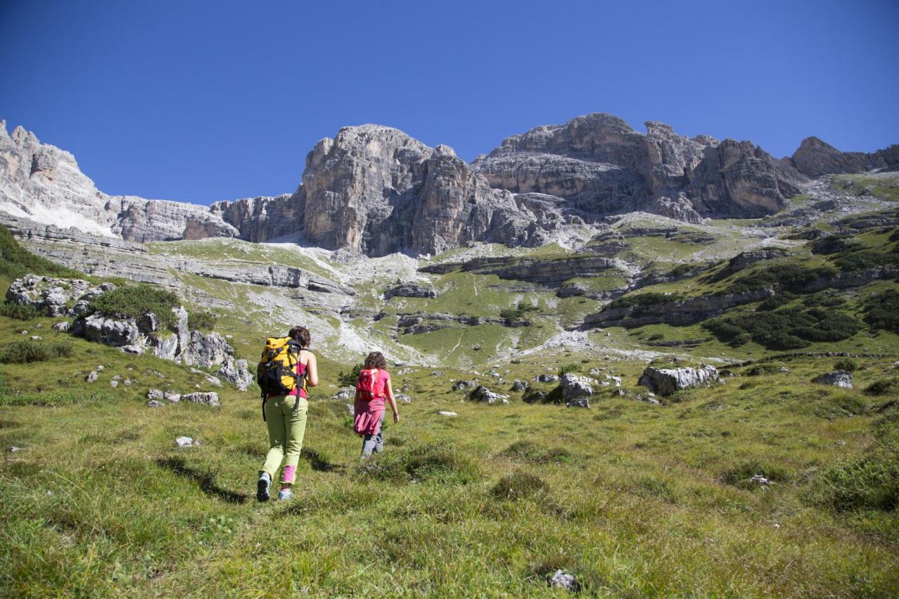La montagna in punta di piediDolomiti di Brenta, Patrimonio dell’Umanità