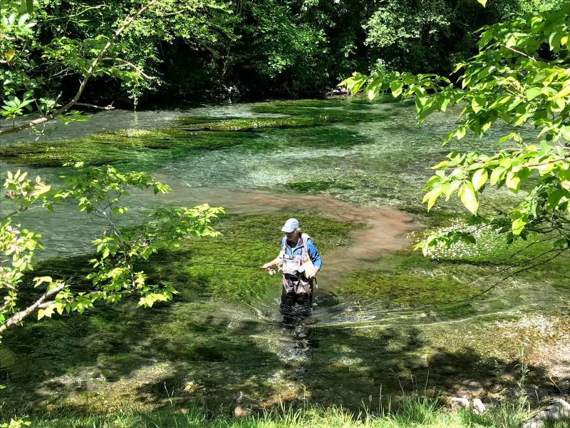 Pesca nel torrente Bondai a San Lorenzo Dorsino